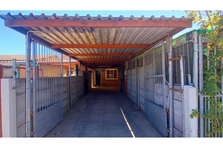 2 Bedroom Property for Sale in Bonteheuwel Western Cape